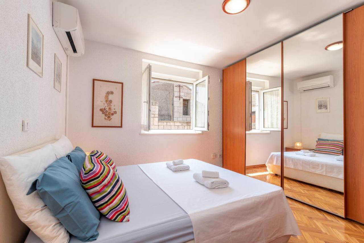 Apartment Bruno Трогір Екстер'єр фото